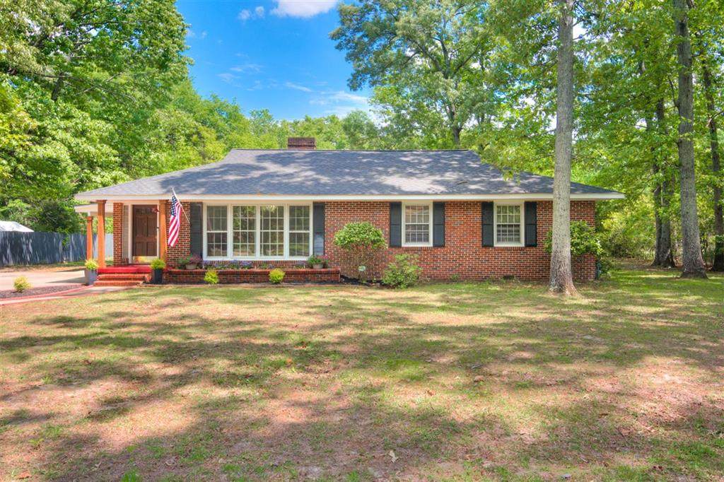 210 Dunbarton Circle Se - Photo 1