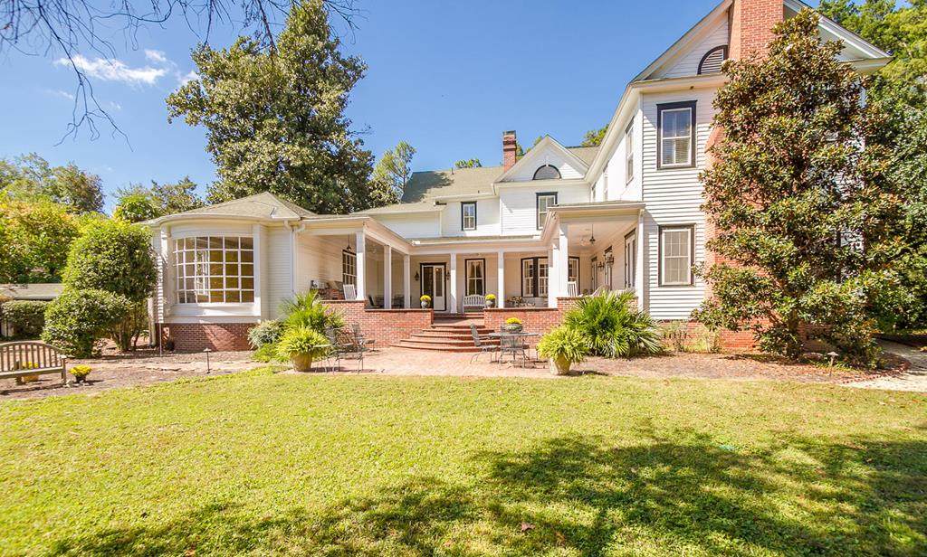 405 Colleton Avenue - Photo 1