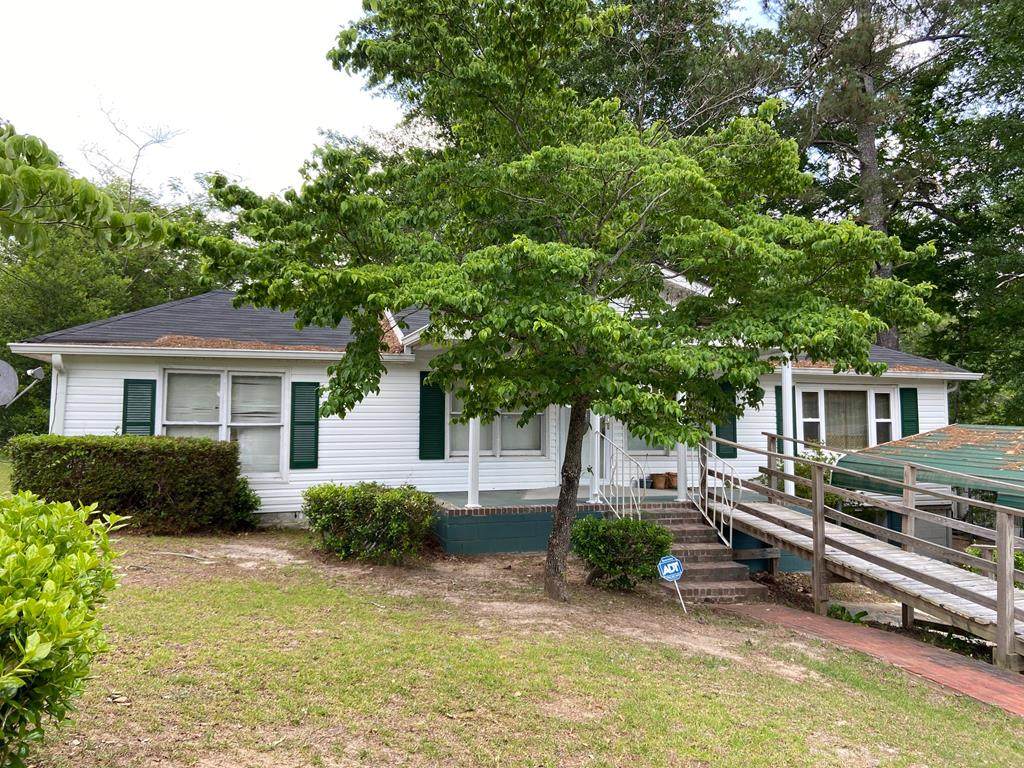 523 and 601 Pine Street E - Photo 1