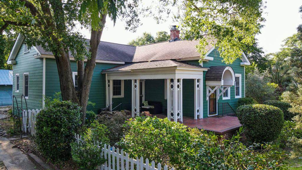 1427 Johns Road - Photo 1