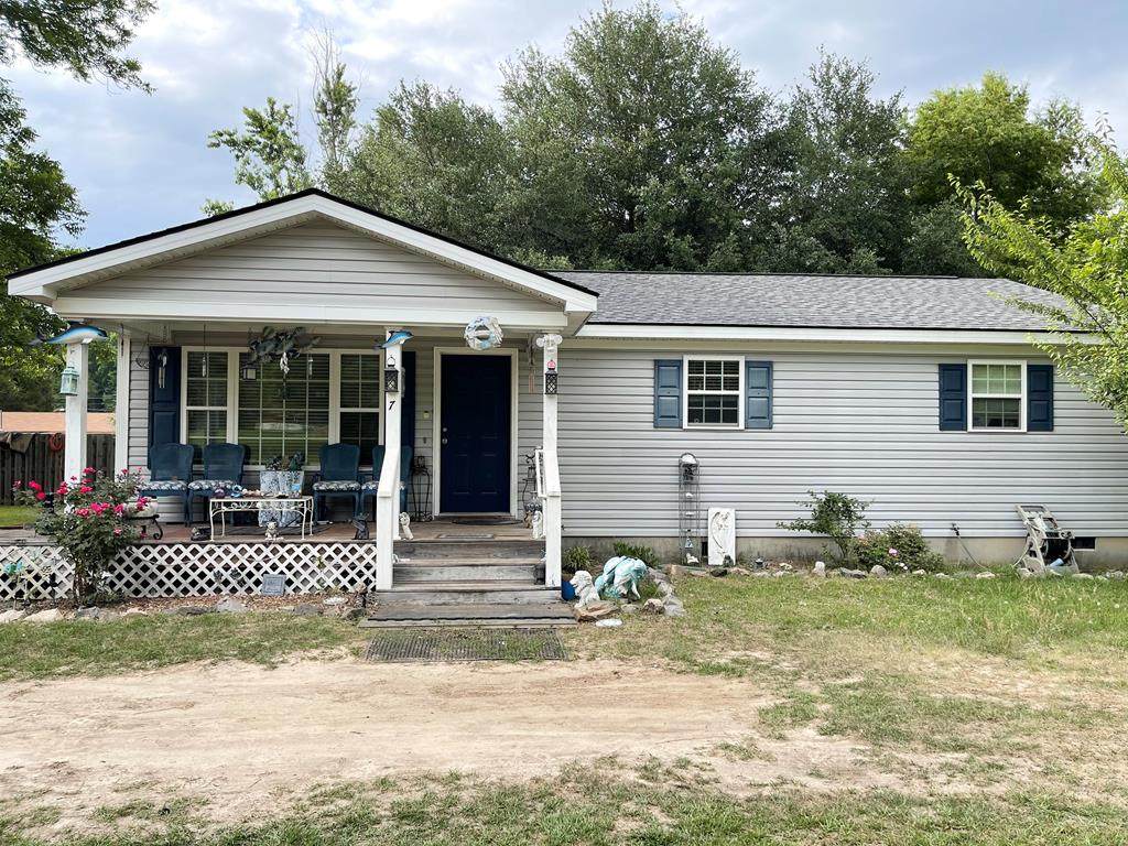7 Walters Way - Photo 1