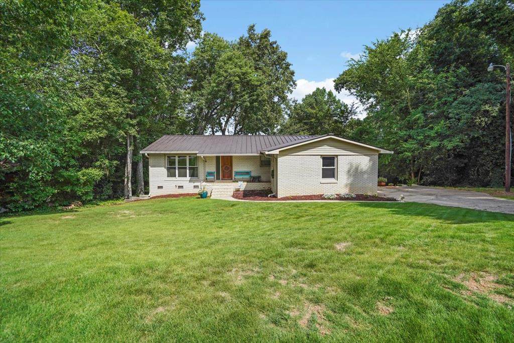 1917 Hickory Hill Drive - Photo 1