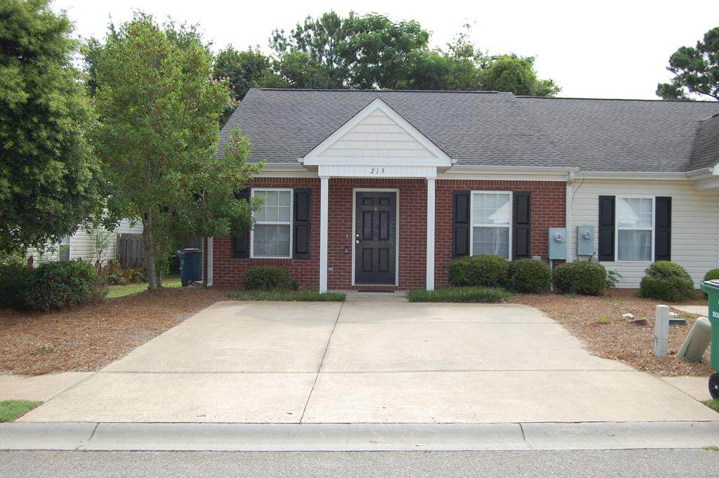 215 Satomi Way - Photo 1