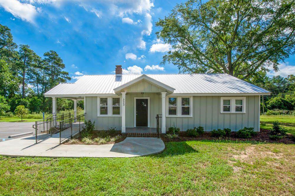 323 Edgefield Road - Photo 1