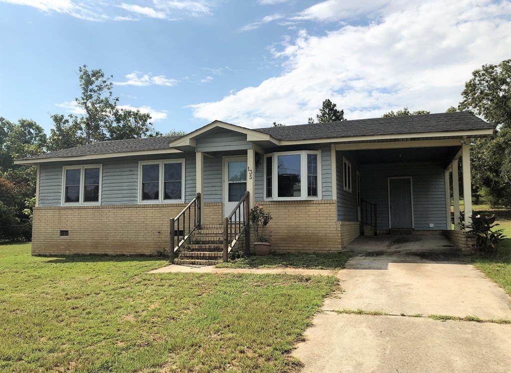 135 Sherwood Forest Drive - Photo 1