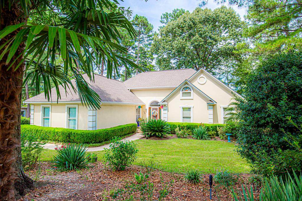 103 Interlachen Court Sw - Photo 1