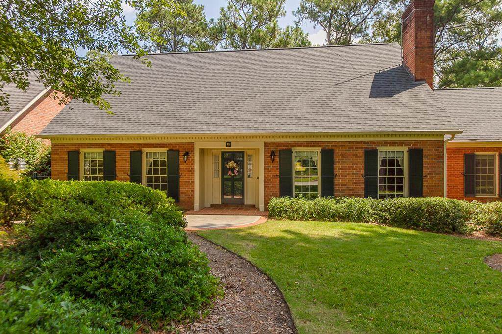 9 Round Hill Court - Photo 1