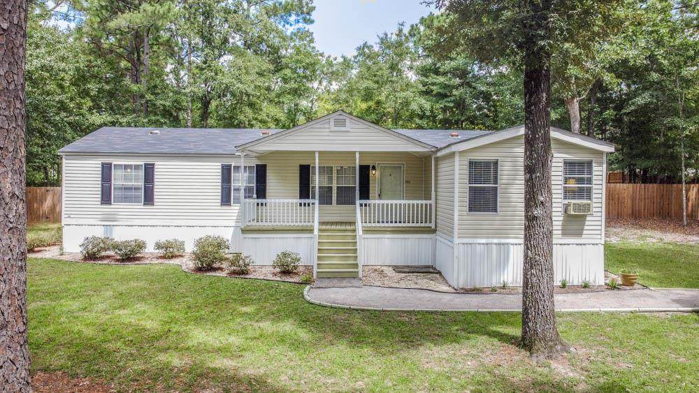 240 Griffin Avenue - Photo 1
