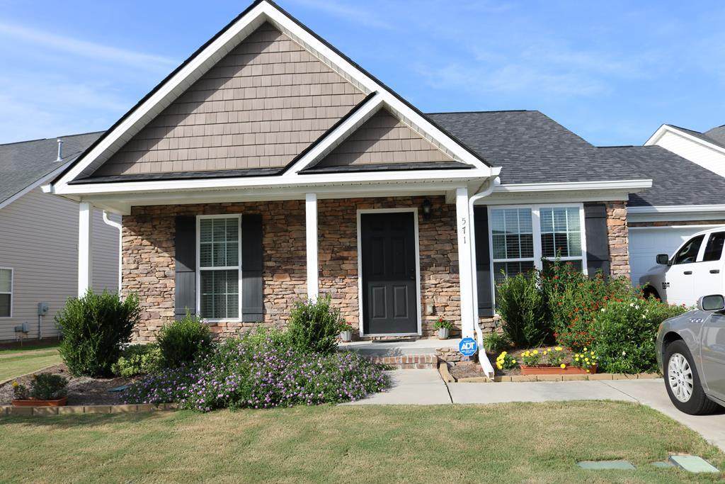 571 Curzon Court - Photo 1