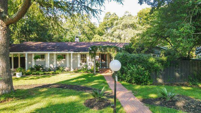 1478 Canterbury Court Se - Photo 1