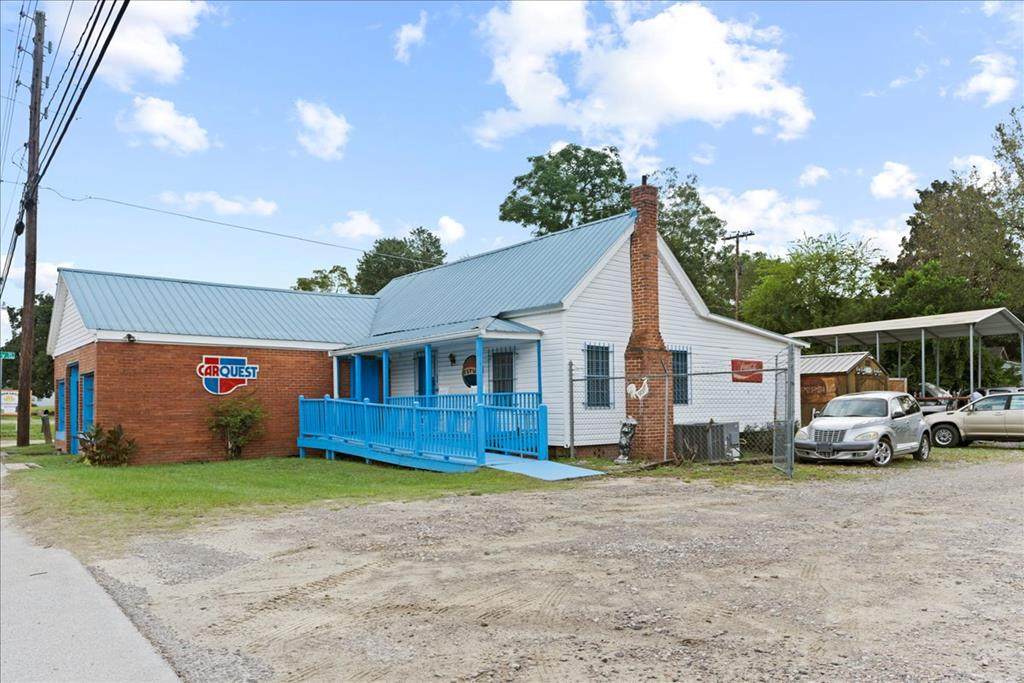 2301 Augusta Road - Photo 1