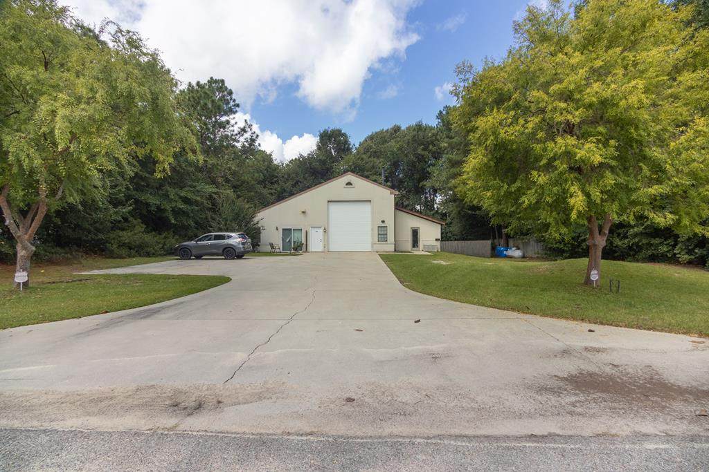 110 Crepe Myrtle Drive - Photo 1