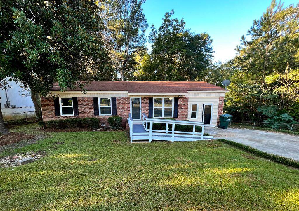 1327 Hampton Avenue Nw - Photo 1