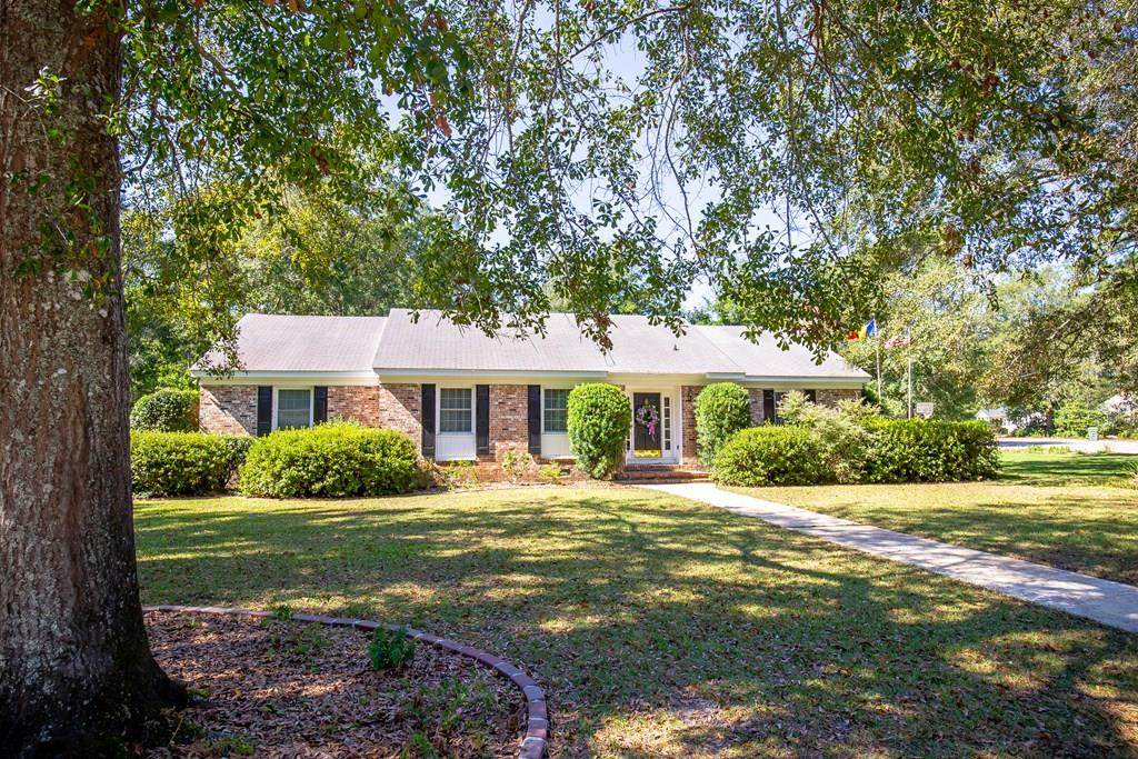 794 Pine Street - Photo 1