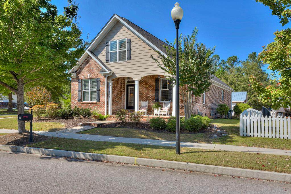 129 Pinckney Place - Photo 1