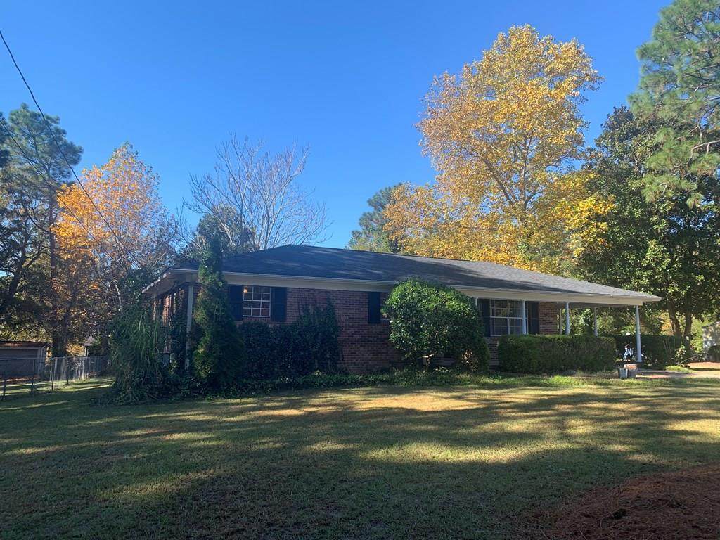 1018 Spaulding Drive - Photo 1
