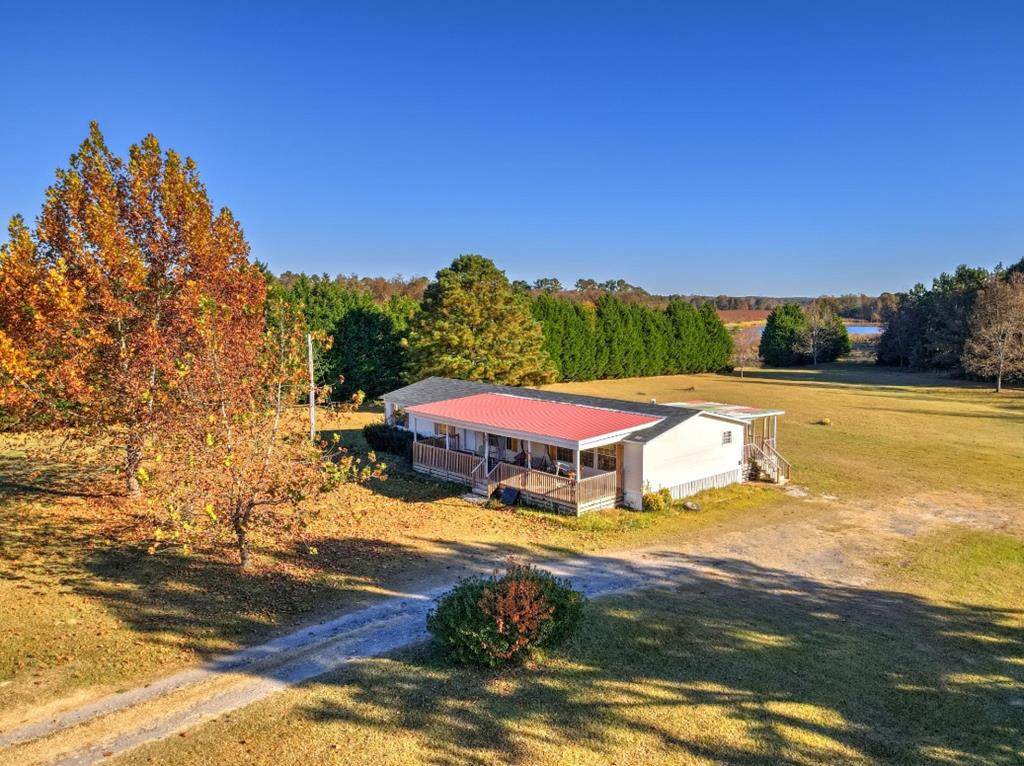 1658 Highway 191 - Photo 1