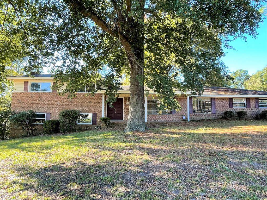 602 Victoria Drive - Photo 1