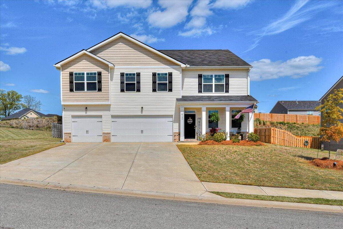 6137 Vermilion Loop - Photo 1