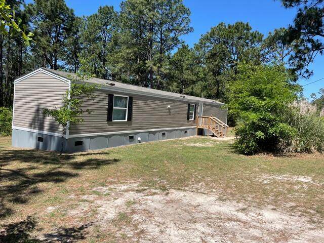 228 Palm Breeze Lane - Photo 1