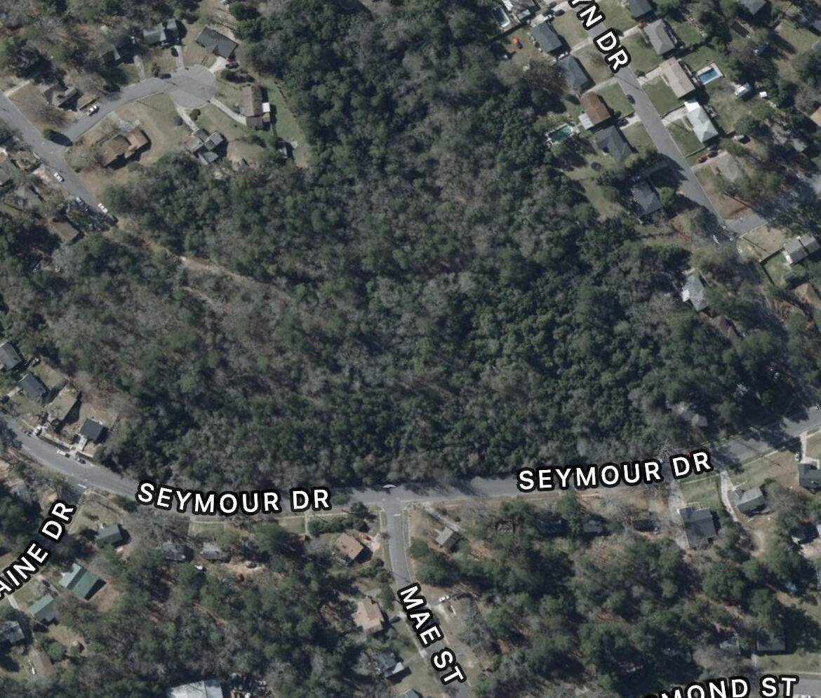 685 Seymour Drive - Photo 1