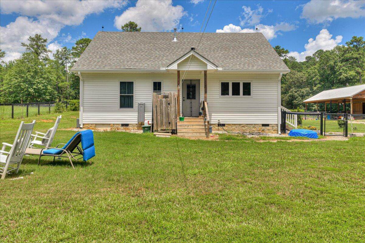 1094 Angela Road - Photo 1