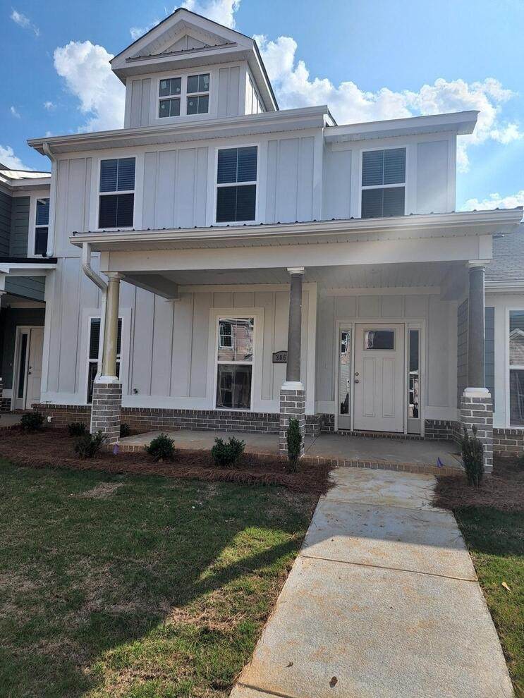 3067 Stanhope Drive - Photo 1