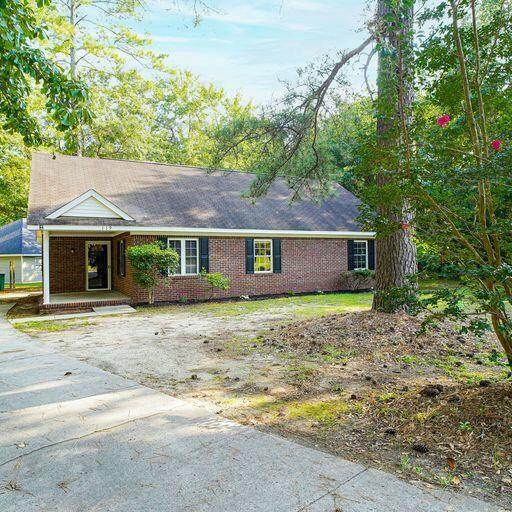 119 Columbia Avenue - Photo 1