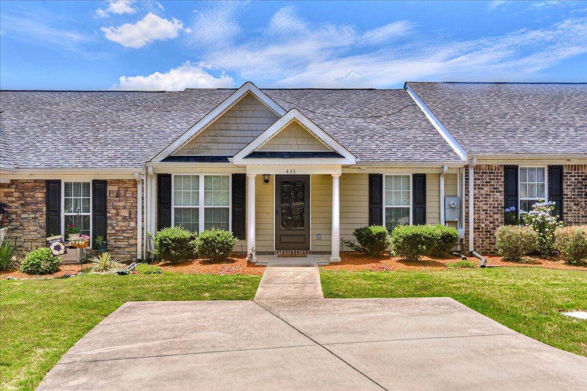 433 Strutter Trail - Photo 1