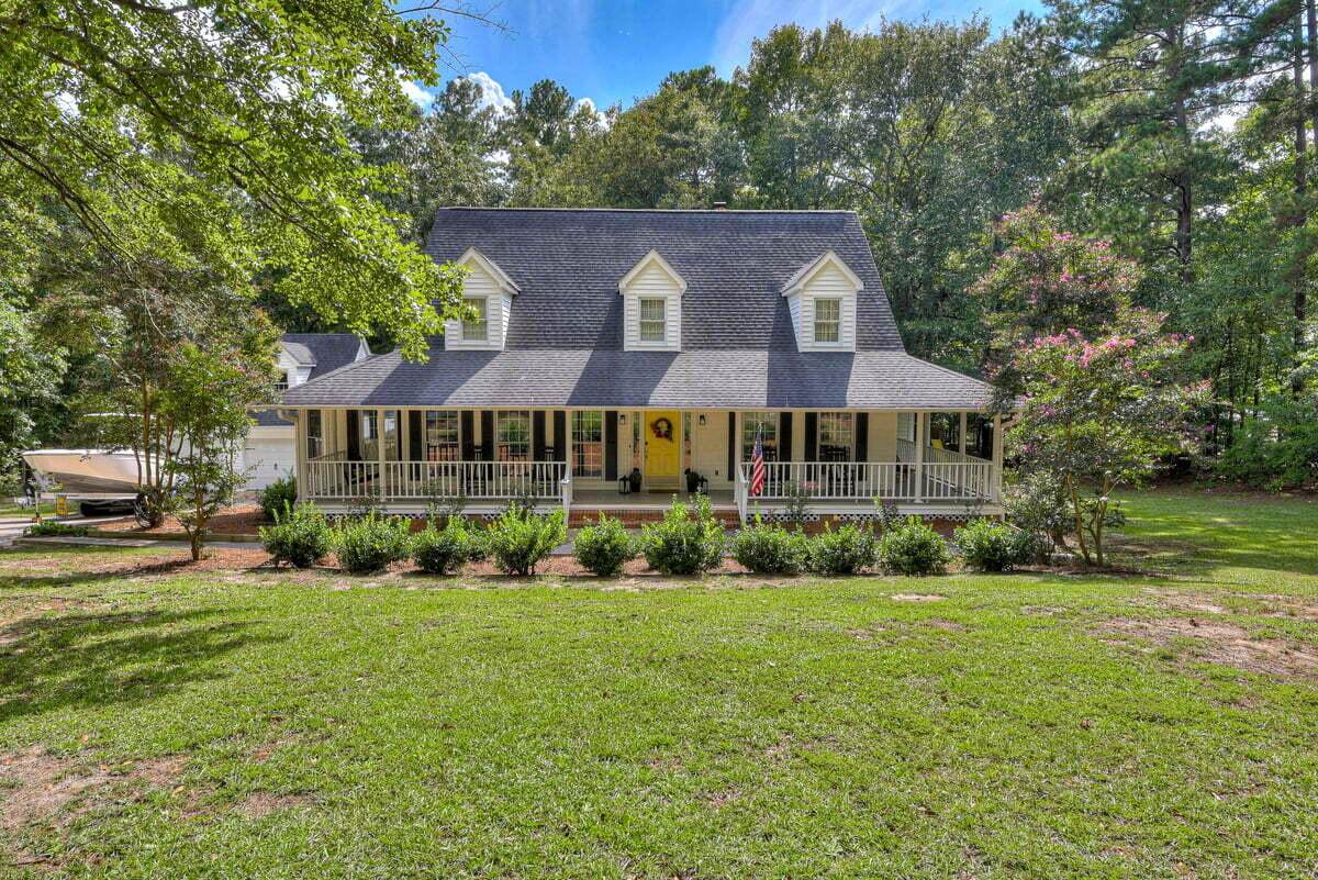 3986 Woodvalley Drive - Photo 1