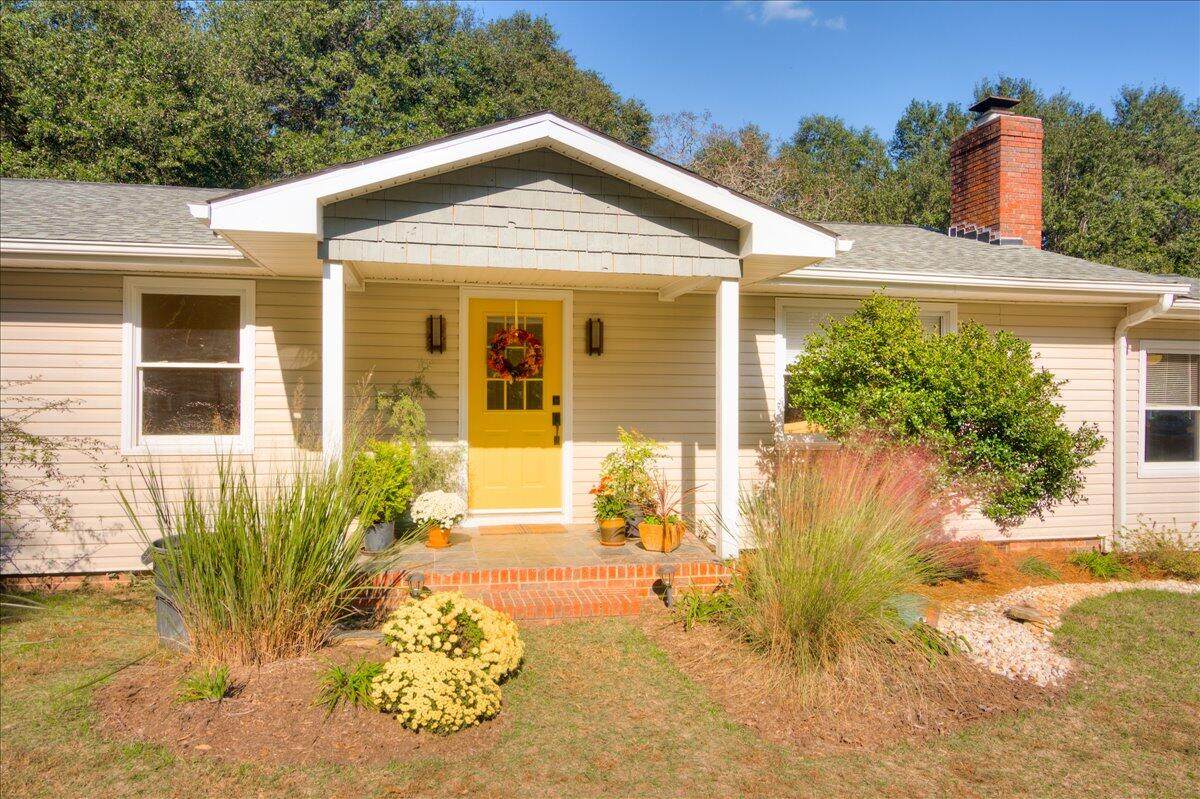 507 John Scott Road - Photo 1