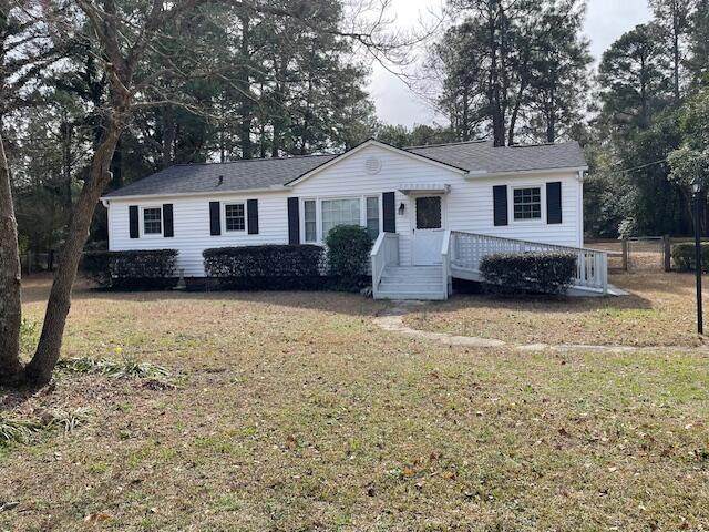 12 Walters Way - Photo 1