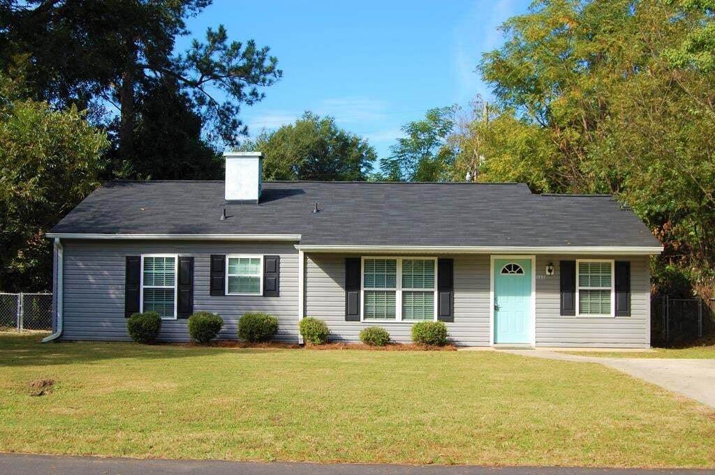 111 Smallridge Street - Photo 1