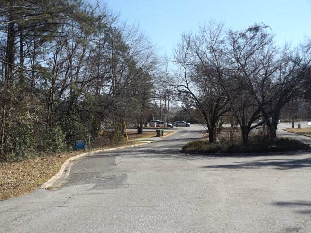 000 Cardinal Drive - Photo 1