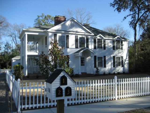 138 Florence - Photo 1