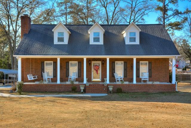 564 Pearson Ave - Photo 1