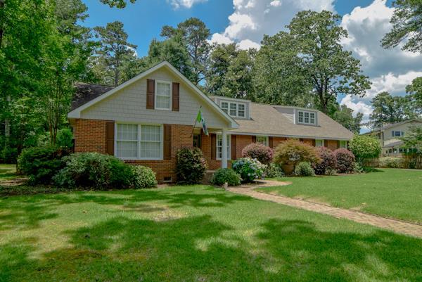 833 Magnolia Street Se - Photo 1
