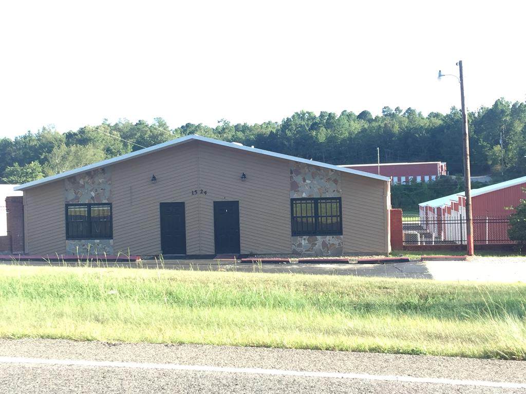 1524 University Pkwy - Photo 1