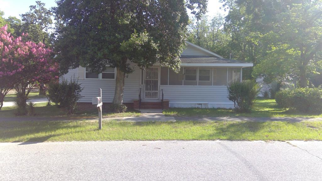 404 Abbeville Ave Ne - Photo 1