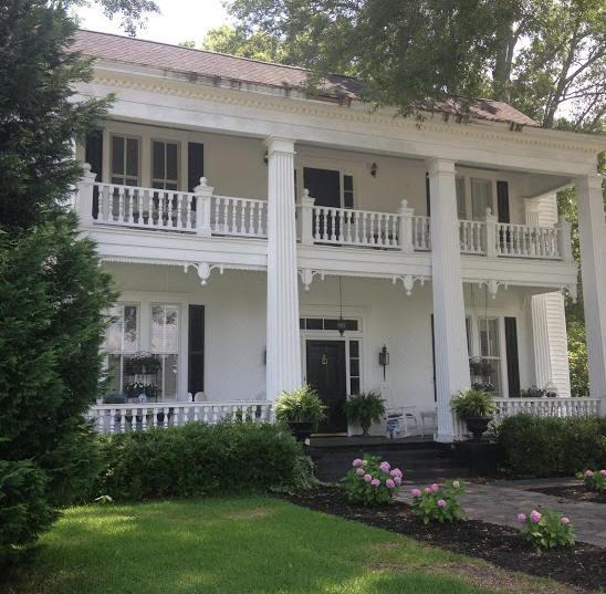1201 Calhoun St. - Photo 1