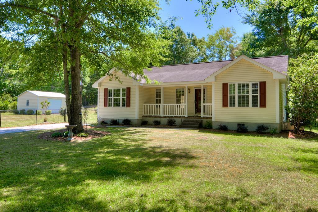 82 Baxter St - Photo 1