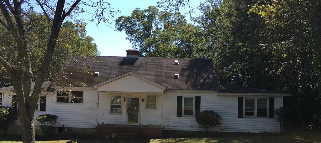 401 Mcqueen Street - Photo 1
