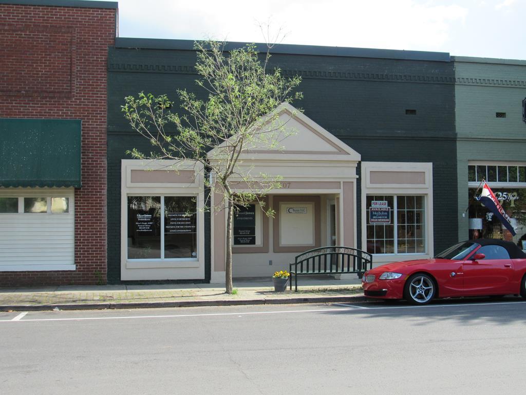 407 Hayne Ave Sw - Photo 1