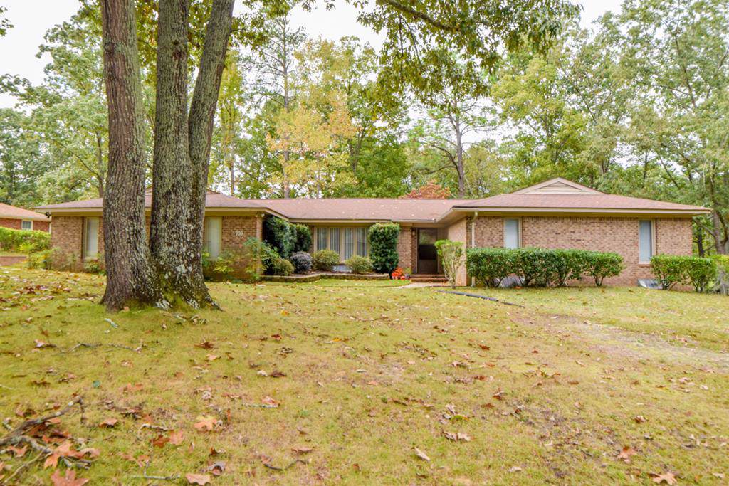 709 Winged Foot Drive - Photo 1