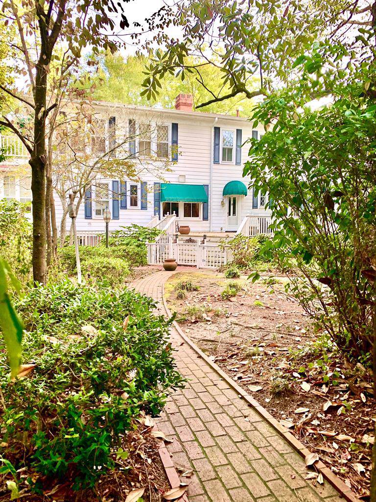 120 Dupree Place - Photo 1