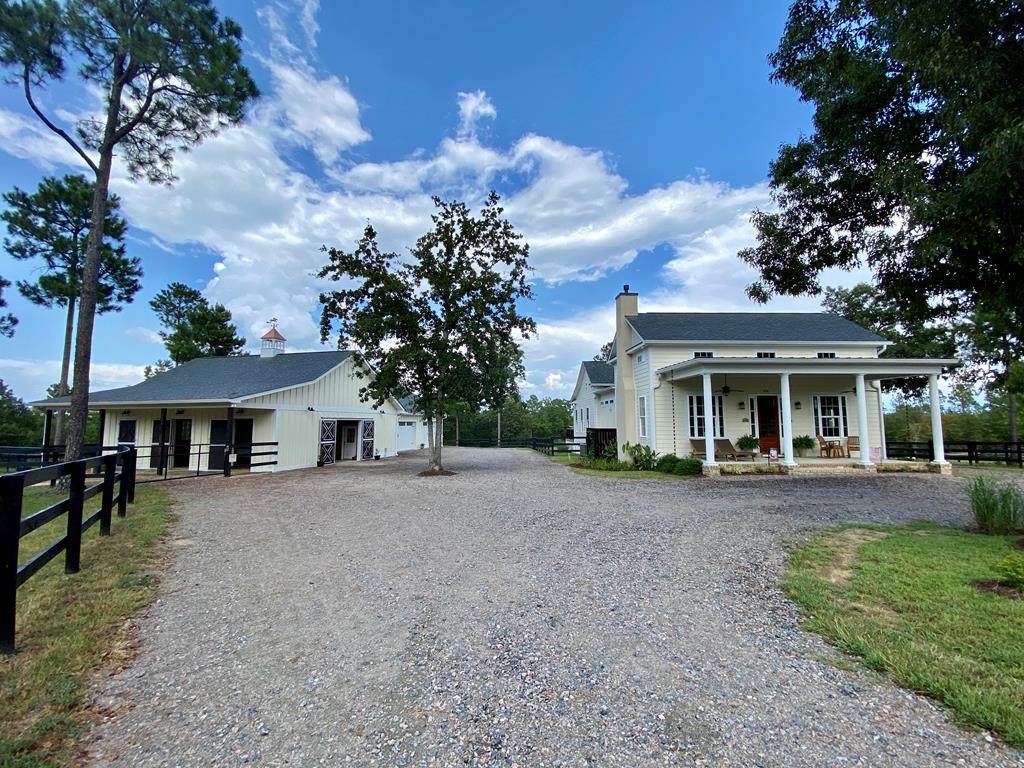 576 Dasher Circle - Photo 1