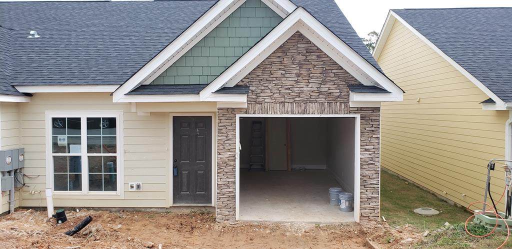 610 Vista Drive - Photo 1