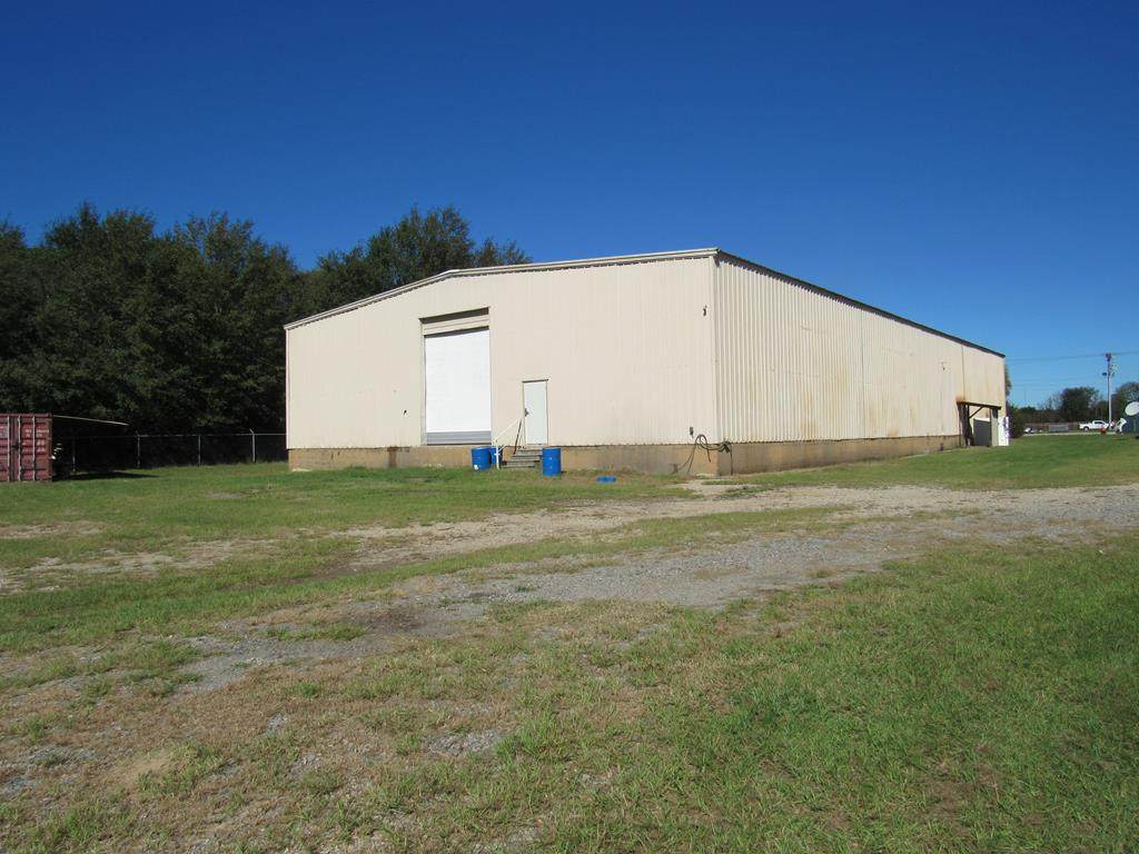 583 Woodward Drive - Photo 1