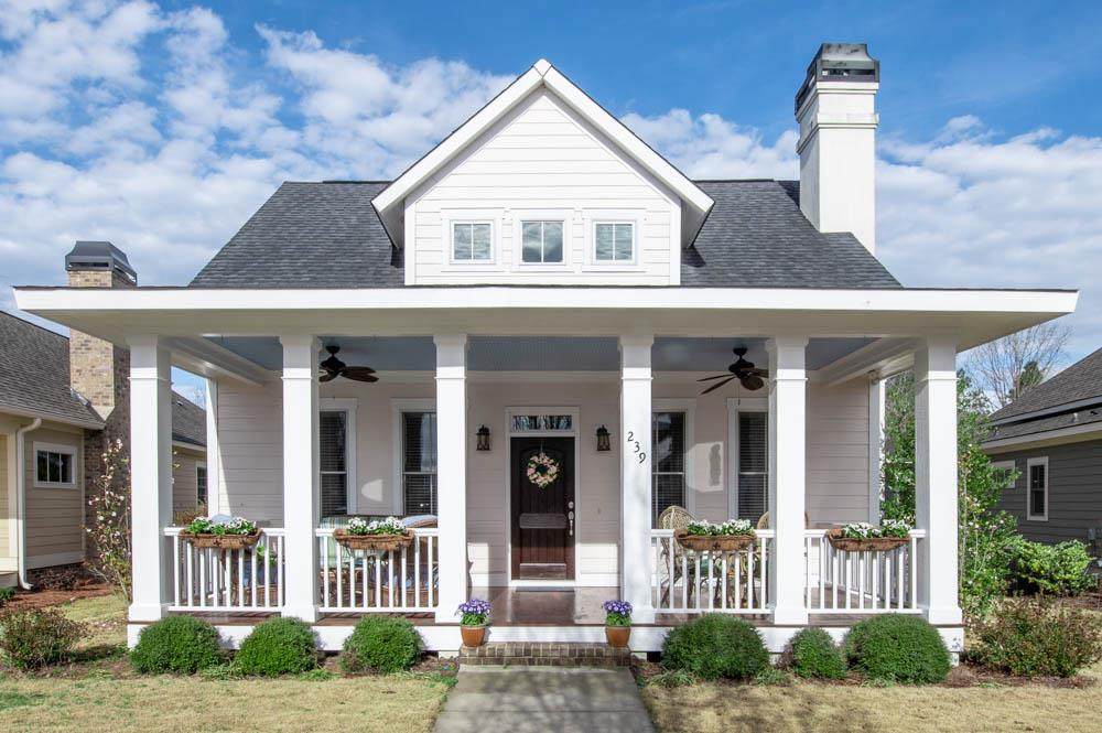 239 Coach Light Way - Photo 1