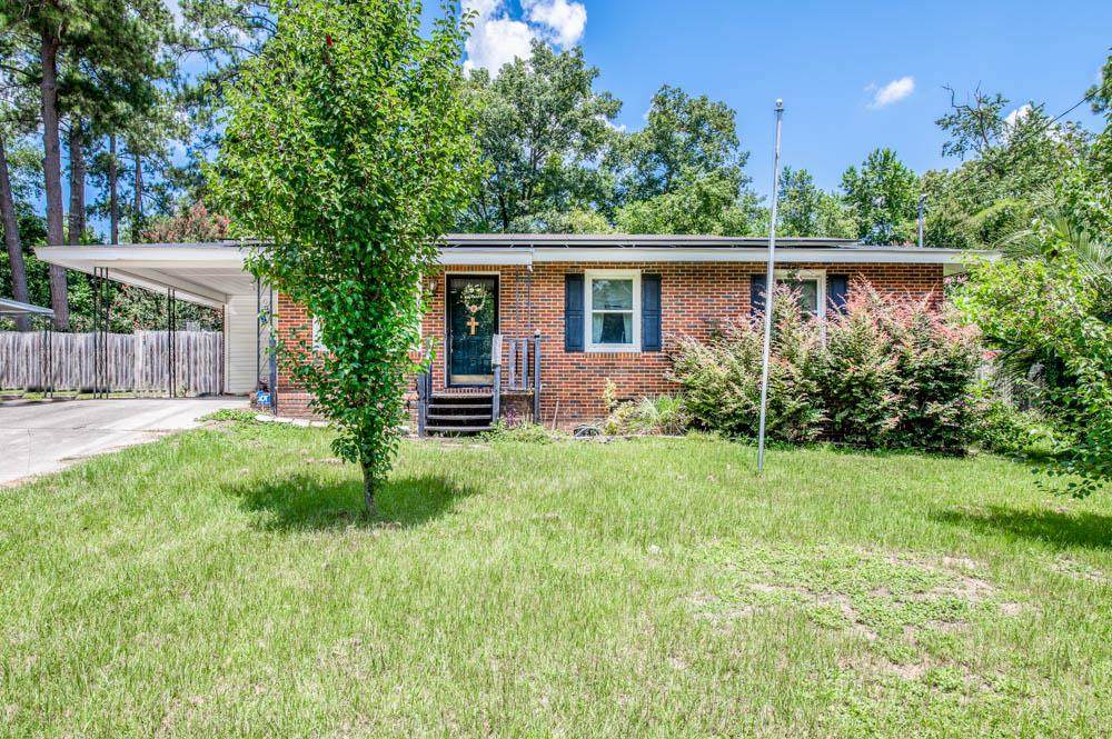 1006 Seymour Drive - Photo 1